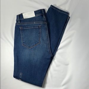 Loft Outlet Modern Skinny Jeans (Size 2 )